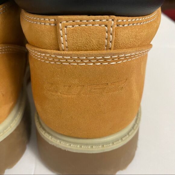 NY Lug Co Beige Winter Lace Up Boots Sz 6(Boys) - Picture 5 of 9